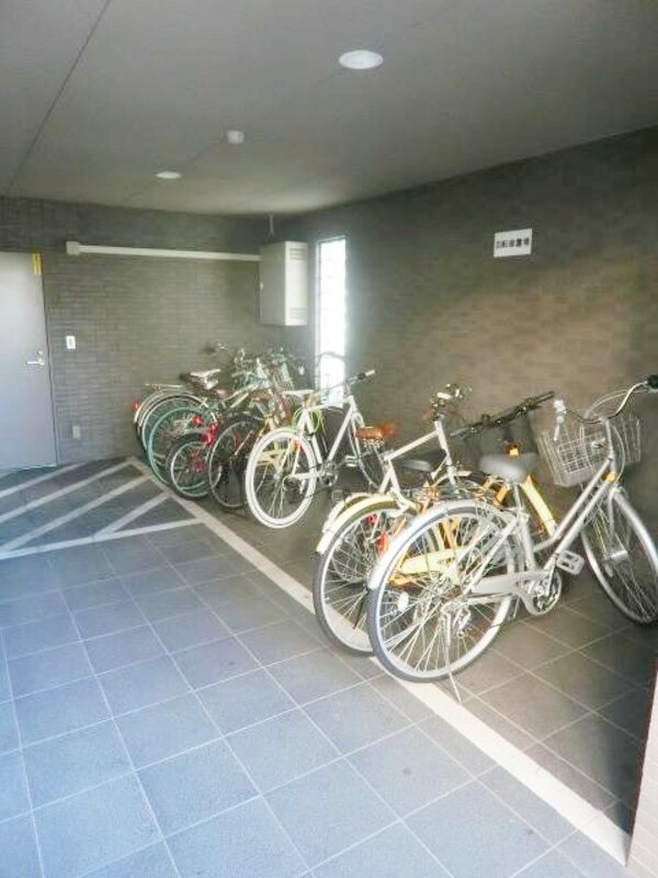 設備(★エントランス横★)