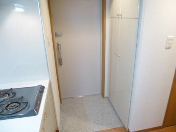 玄関(お部屋探しは株式会社　タウンハウジング　までお気軽にお問合…)