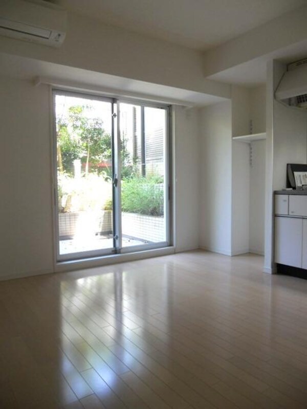 リビング・居室(居室２)