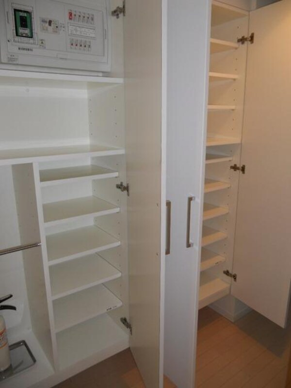 その他(玄関収納)