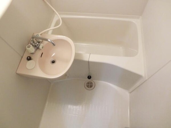 バス／シャワールーム等(お部屋探しは株式会社　タウンハウジング　までお気軽にお問合…)