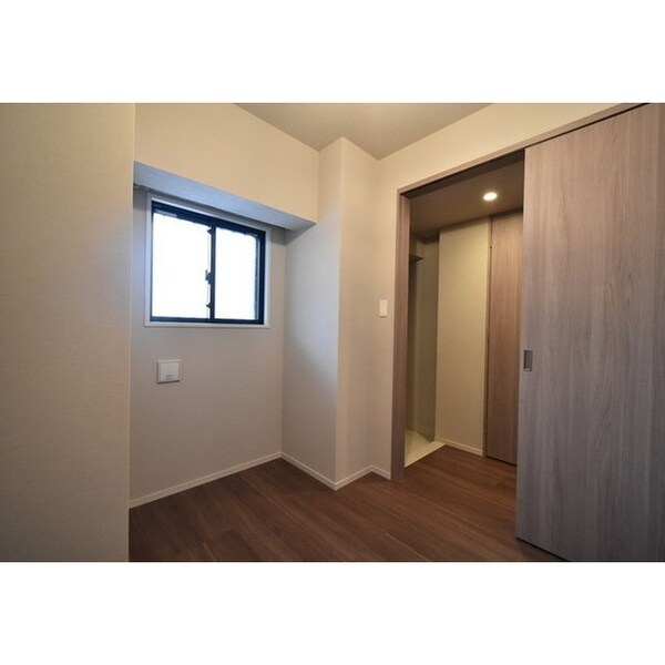 寝室(部屋探しは株式会社　タウンハウジング　までお気軽にお問合せ…)