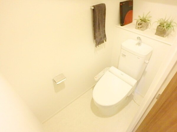 トイレ(モデルルーム参照！トイレスペース)