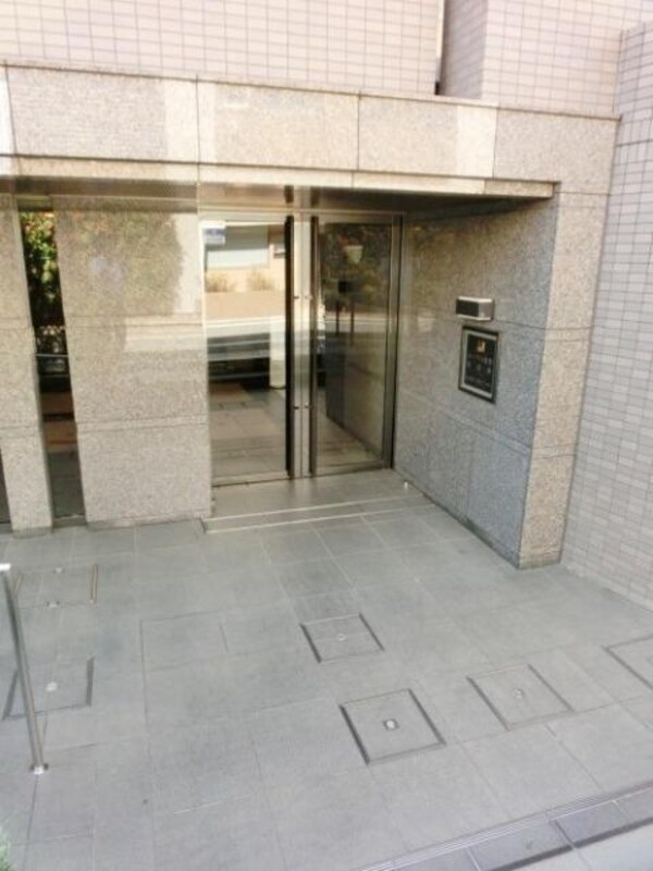 エントランス(エントランス)