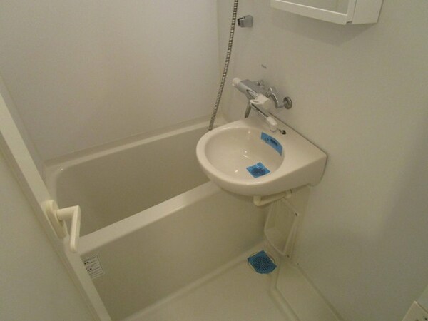 バス／シャワールーム等(★バスルーム★)