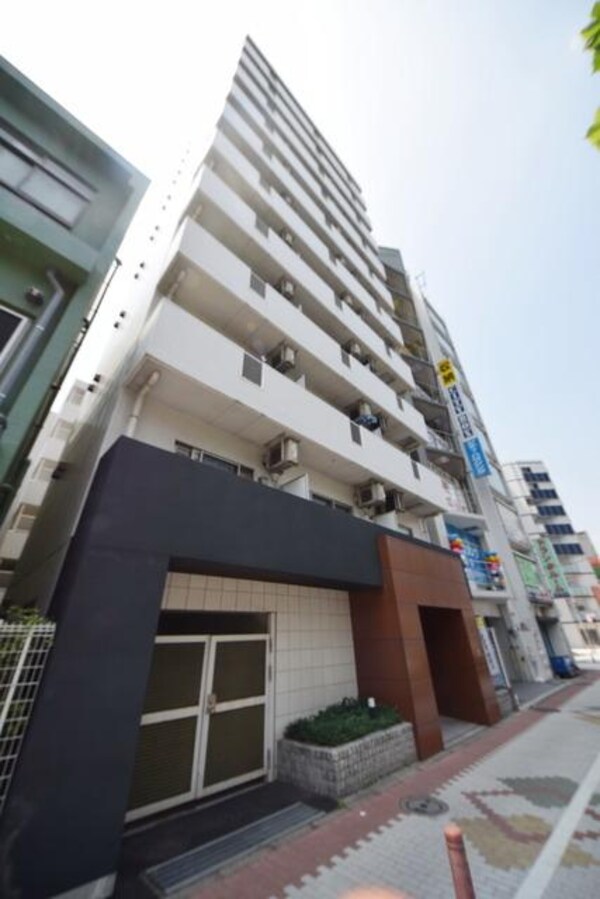 外観(★重厚なマンションタイプの建物です。★)