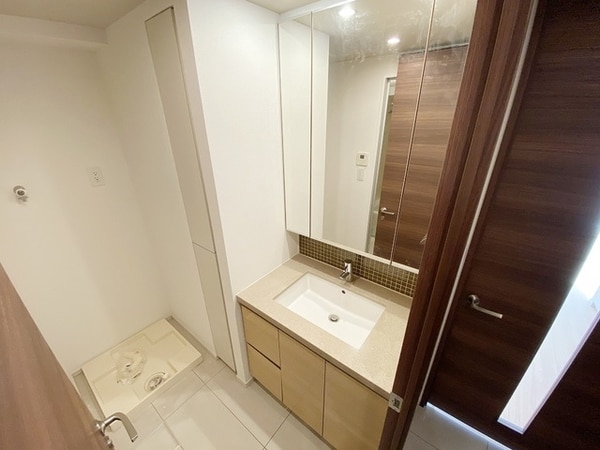 洗面(お問合せは(株)タウンハウジングレジデンス事業部　赤坂店・…)