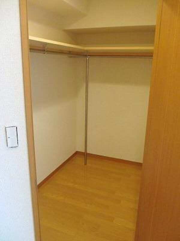 設備(★ウォークインクローゼット付でスッキリ収納★)