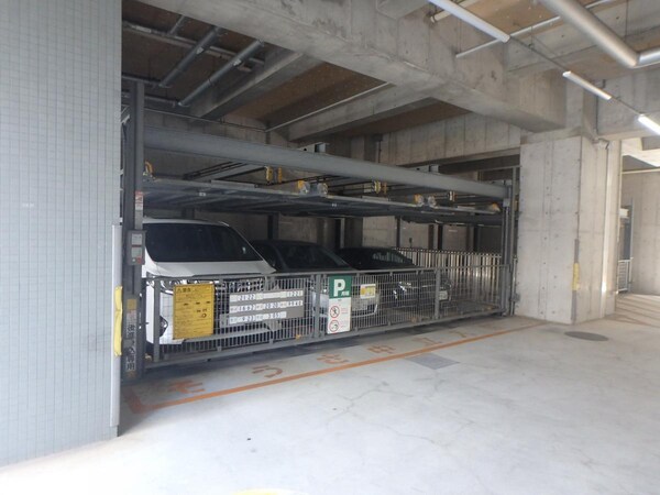 駐車場(駐車場)