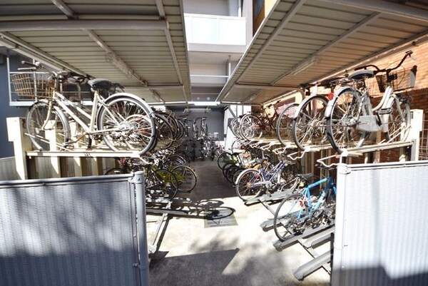 その他(駐輪場)