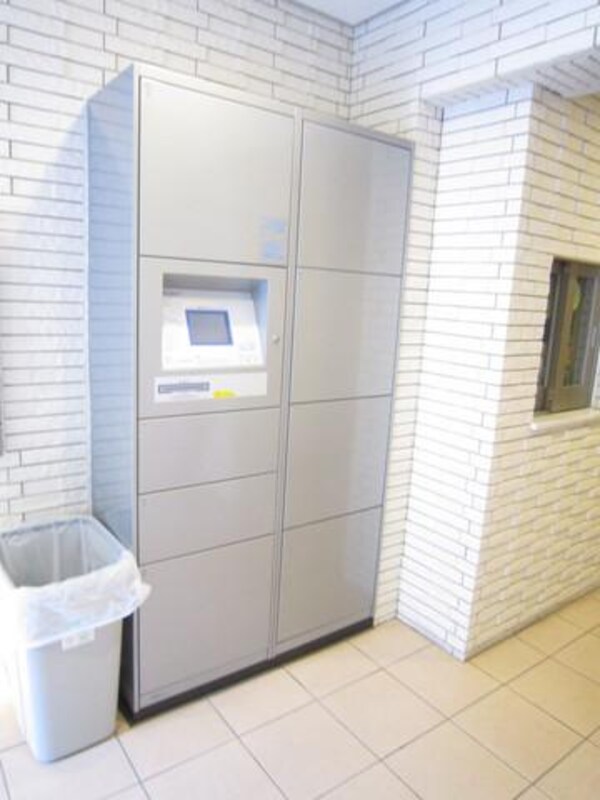 設備(宅配ＢＯＸ完備)