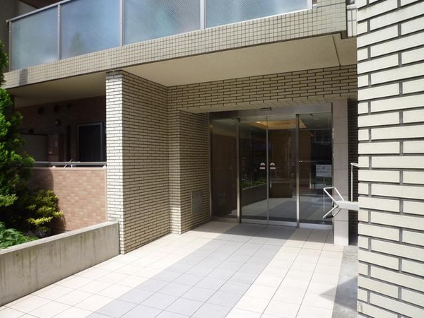 エントランス(オートロック付エントランス)