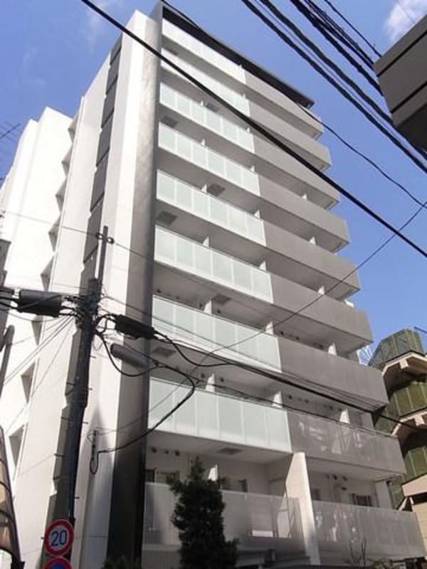 外観(大通りから入ったところなので静かです★)