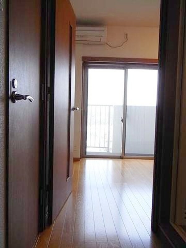 リビング・居室(玄関ホール)