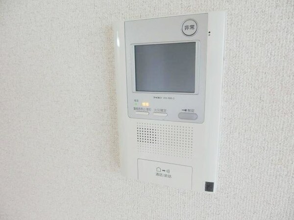 セキュリティ(モニターフォン（別室参考写真）)