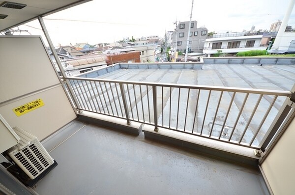 バルコニー(★ひろびろバルコニーあります★)