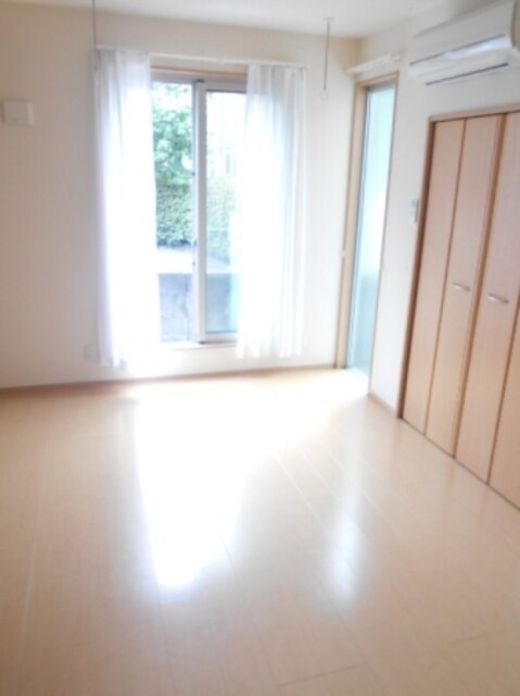 物件内観写真2　(☆室内・室内設備☆)