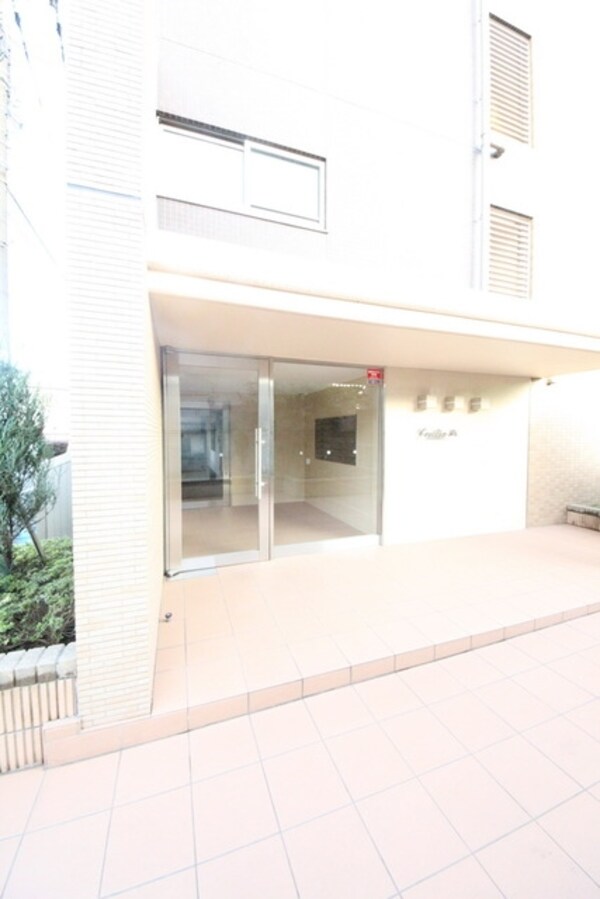 エントランス(☆内見のご予約はタウンハウジング高円寺店まで☆)