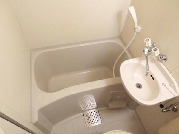 バス／シャワールーム等