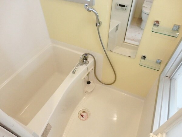 バス／シャワールーム等(バスルーム)