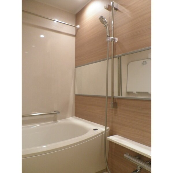 バス／シャワールーム等(別室同タイプ)