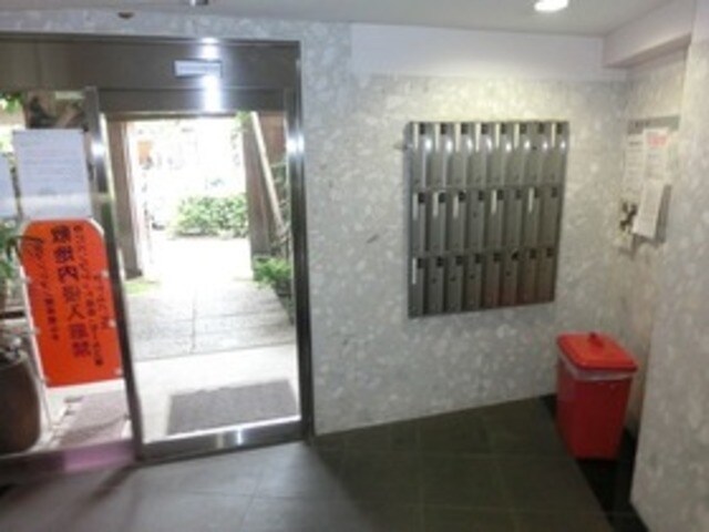 物件内観写真12　(★ロビー★)