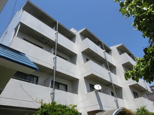 外観(★オシャレな外観・オートロック付きのマンションです★)