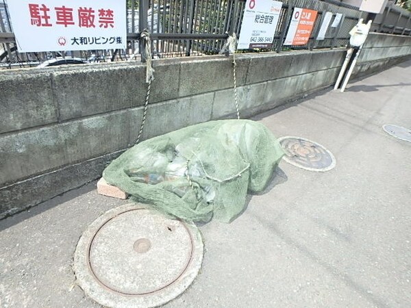 共有部分(ゴミ置場)