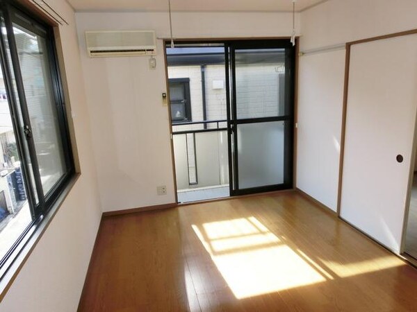 その他室内・内装(★角部屋２面採光・光が射しこむお部屋です★)