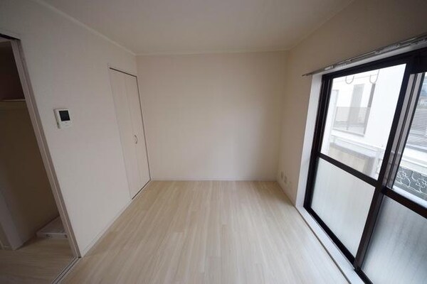 リビング・居室(★フローリングのお部屋です★)