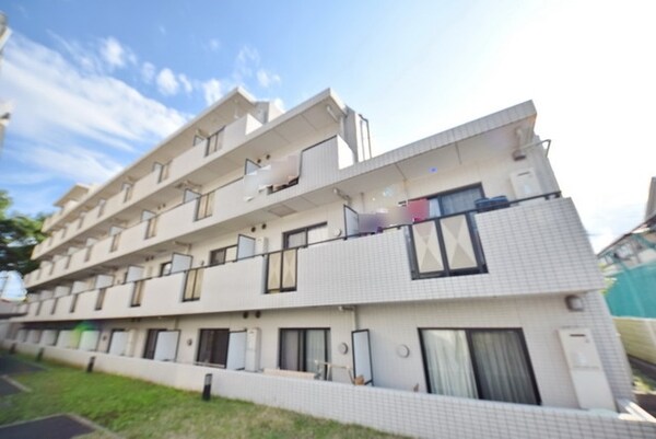 外観(★防音性、耐震性に優れた鉄筋コンクリート造のマンションです★)