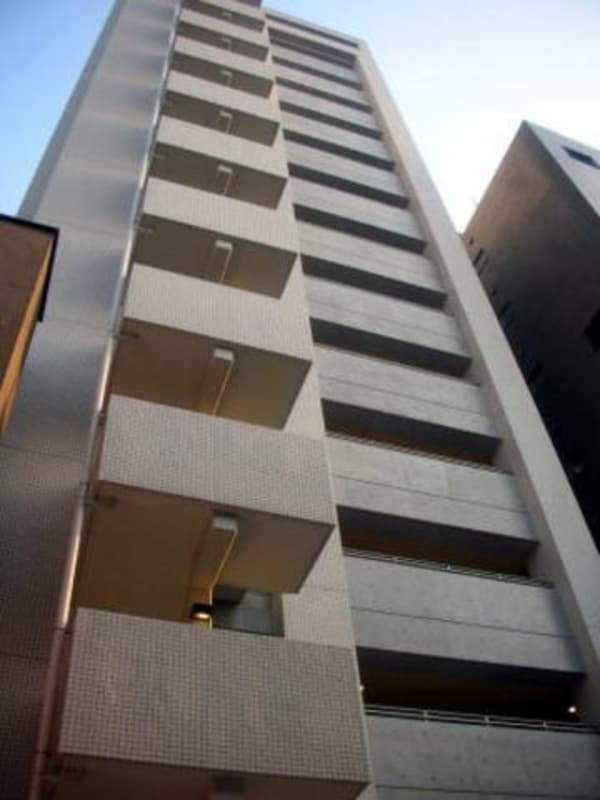 外観(★人気の三軒茶屋に佇む分譲賃貸マンション★)