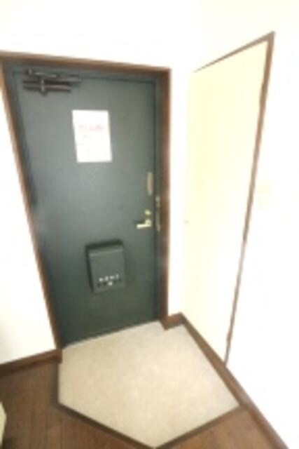 物件内観写真3　(★玄関★)