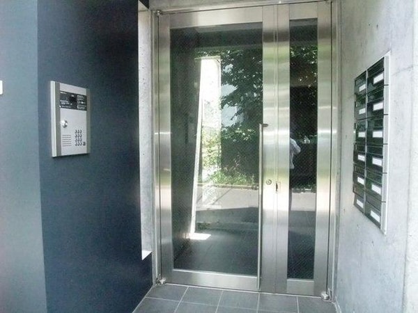 エントランス(★オートロック付マンション★)