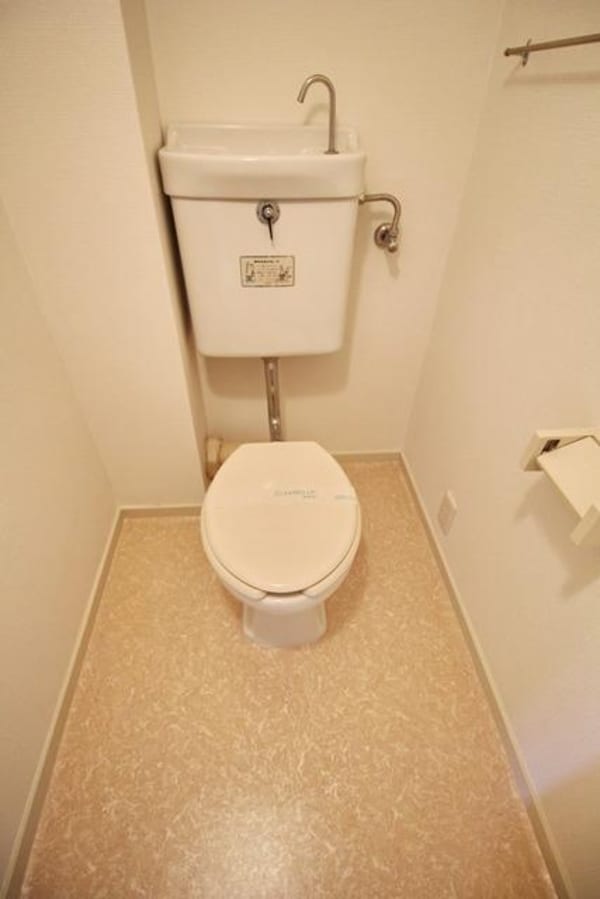 トイレ(別部屋参考写真)