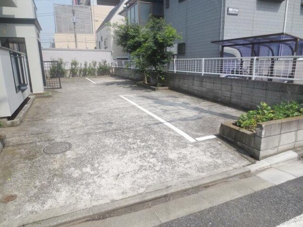 駐車場(★駐車場★)