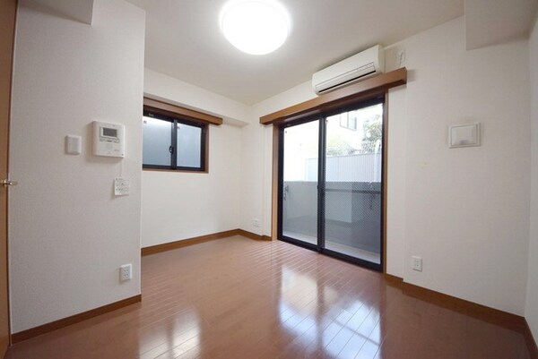 リビング・居室(お部屋探しは株式会社　タウンハウジング　までお気軽にお問合…)