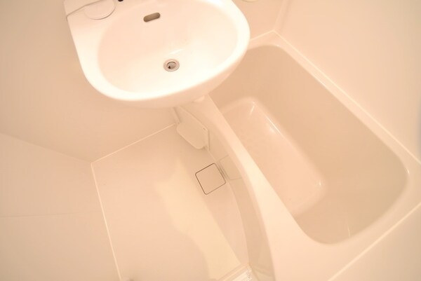 バス／シャワールーム等(★広々バスタブです★)