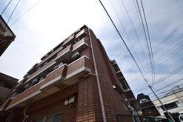 外観(★明るい道沿いのマンション★)