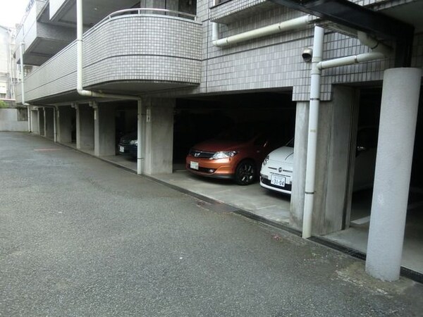 駐車場(★駐車場★)