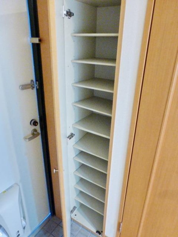 設備(★シューズボックスです★)