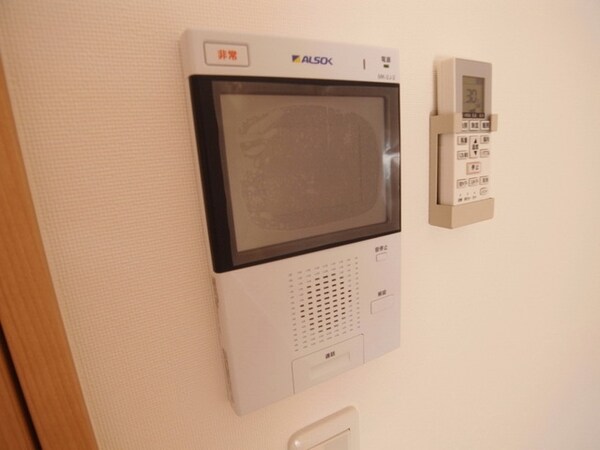 セキュリティ(★モニター付きインターホン)