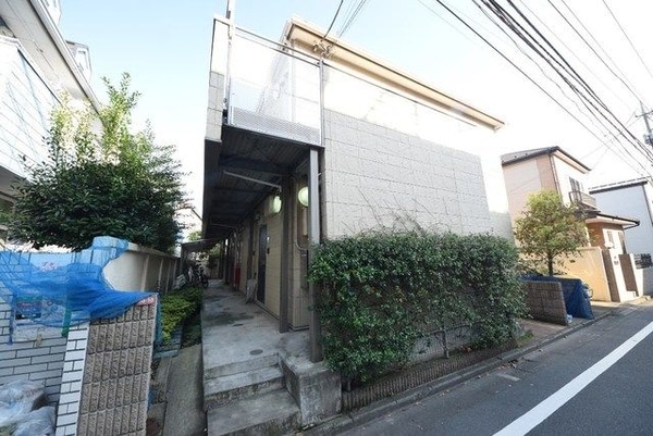 外観(閑静な住宅地です)