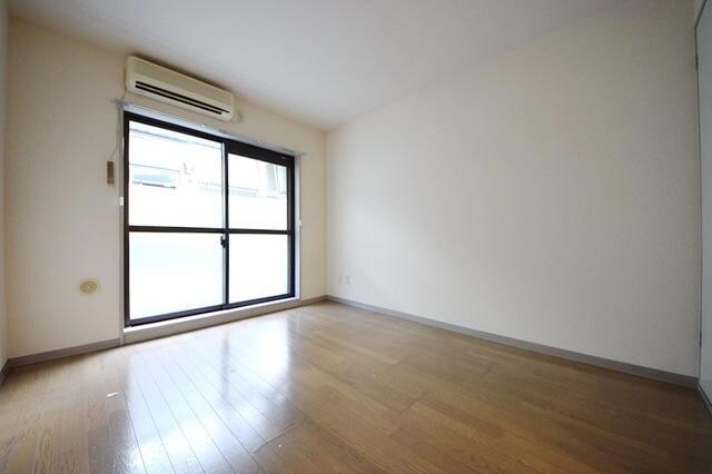 物件内観写真2　(★明るいお部屋★)