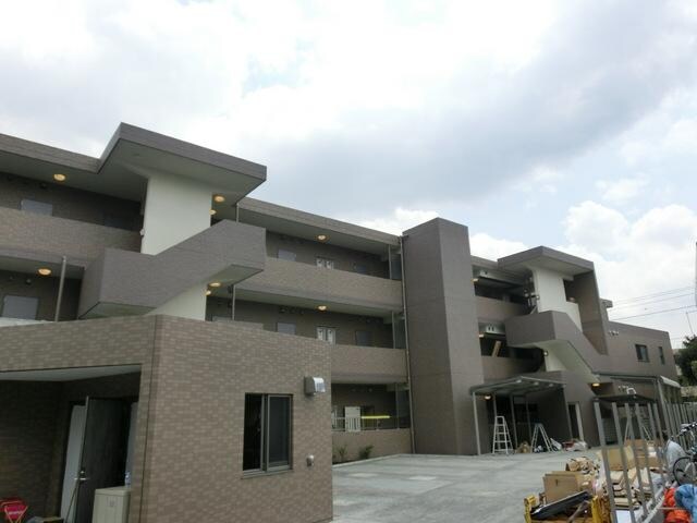 外観(★オートロック・宅配BOX・エレベーター付き★)