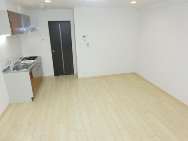 その他室内・内装(★明るく綺麗なフローリングのリビングです★)