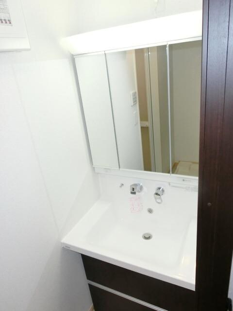 洗面(★生活に便利なシャンプードレッサーです★)