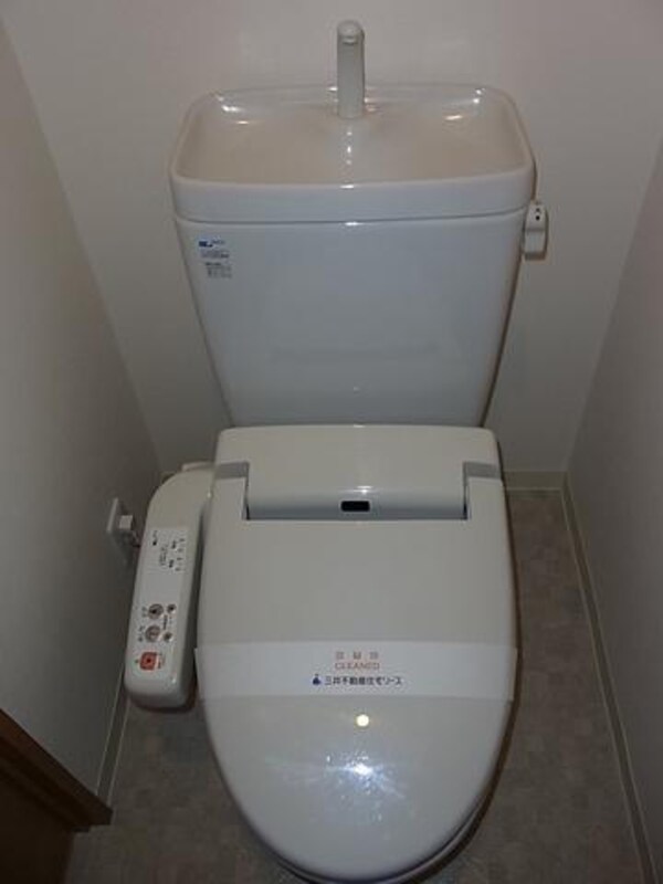 トイレ(うれしいシャワートイレ)