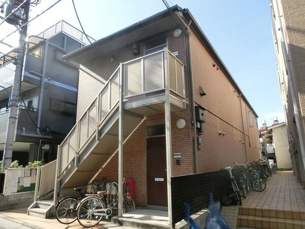 外観(パナホーム施工の築浅アパートメント)
