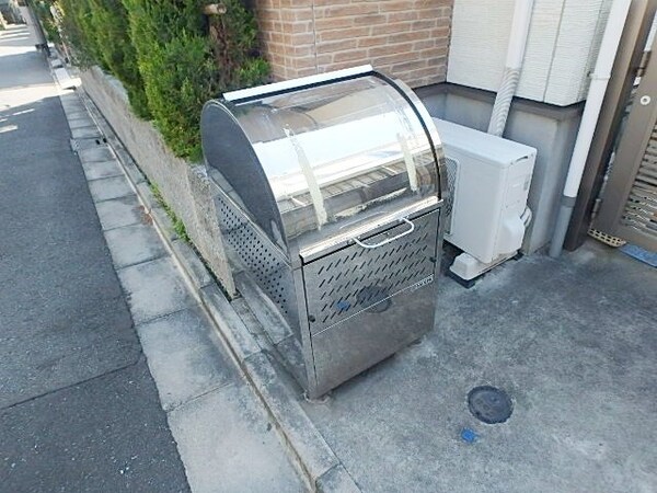 共有部分(ごみ置場)